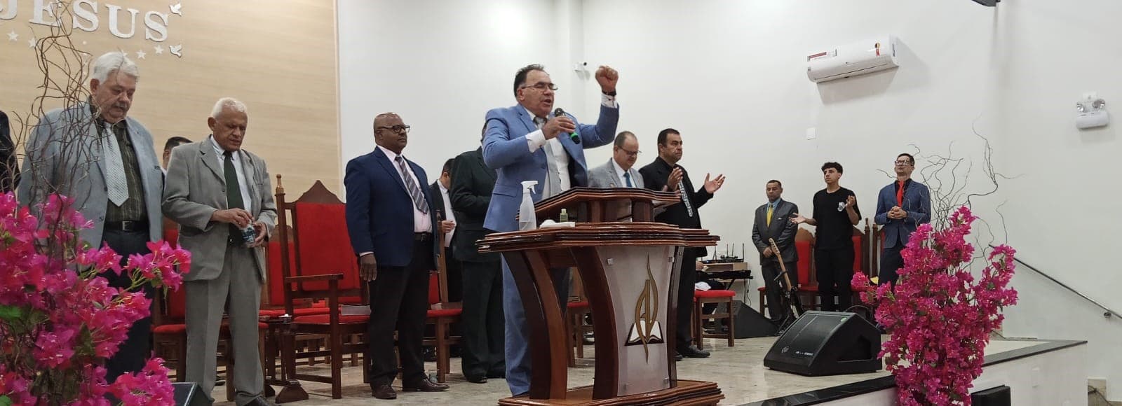 Púlpito da AD Madureira Atibaia