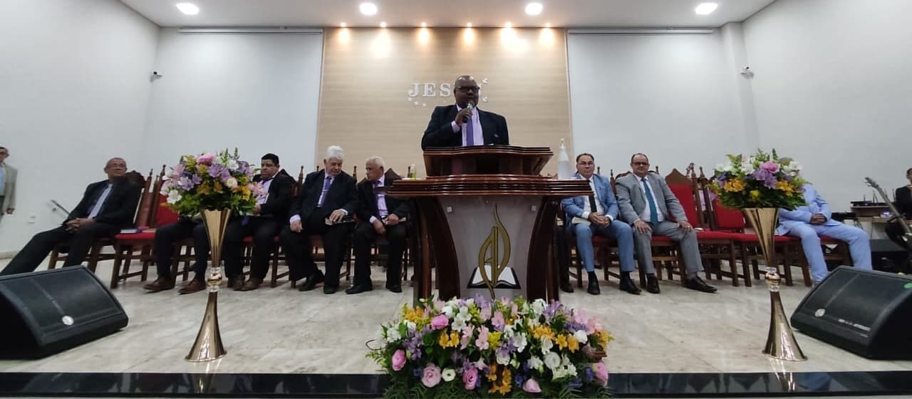 Púlpito da Igreja AD Madureira Atibaia